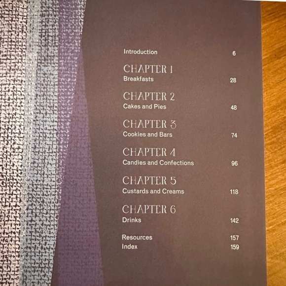 CUPCAKES COOKBOOK, MACAROONS COOKBOOK, PURE VANILLA COOKBOOK (ALL 3 HARDBACK) - Picture 14 of 15